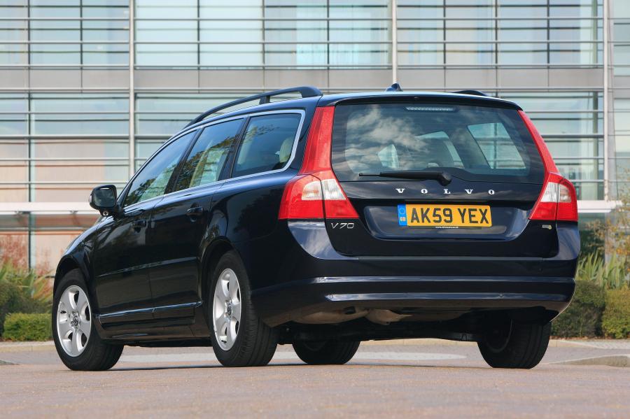  Volvo V70 2010 года  (фото 22 из 62)